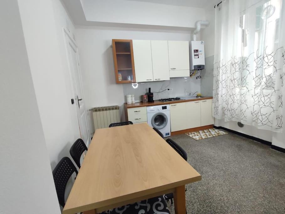 Benny Appartamento 3 Camere Da Letto Ad Uso Esclusivo Genova Aeroporto Exterior foto